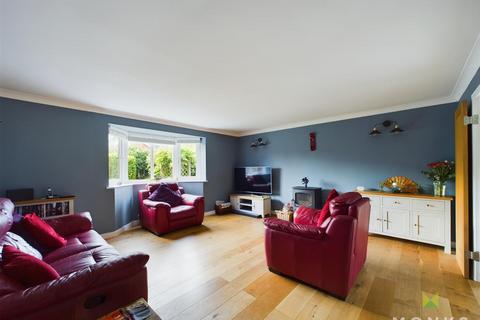 4 bedroom detached house for sale, 4 Cedar Grove, Wem,