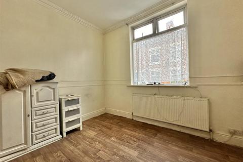 3 bedroom terraced house for sale, Moores Road, Leicester LE4