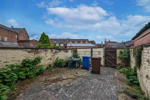 3 bedroom terraced house for sale, The Avenue, Leigh