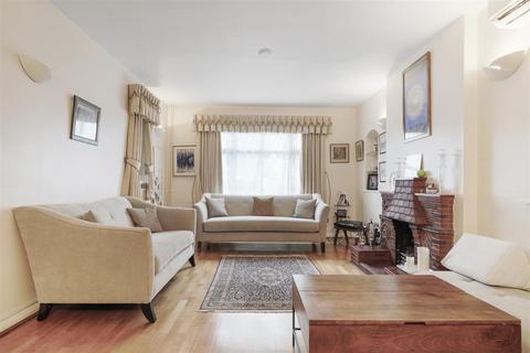 4 bedroom detached house for sale, Sudbury Court Drive, Harrow