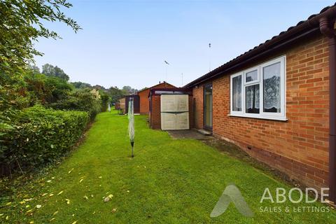 2 bedroom terraced bungalow for sale, The Wickets, Burton-On-Trent DE15