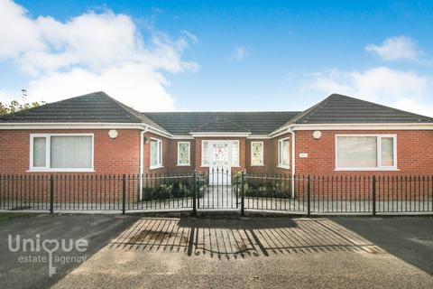 2 bedroom bungalow for sale, Caryl Road,  Lytham St. Annes, FY8