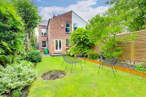4 bedroom semi-detached house for sale, Porchester Road, Mapperley NG3