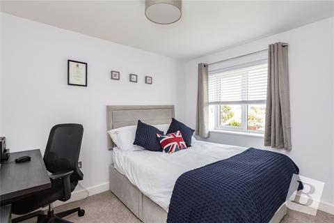 11 Oak Crescent, Wickford, SS11 7FF
