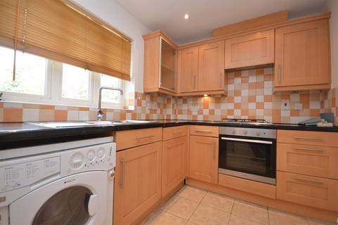 2 bedroom flat to rent, Chadwick Drive, Braintree, CM7