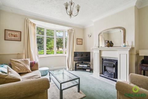 28 The Grove, Ickenham, Uxbridge, UB10 8QJ