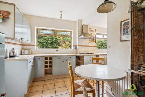 28 The Grove, Ickenham, Uxbridge, UB10 8QJ