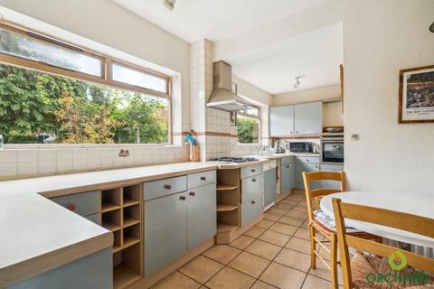 28 The Grove, Ickenham, Uxbridge, UB10 8QJ