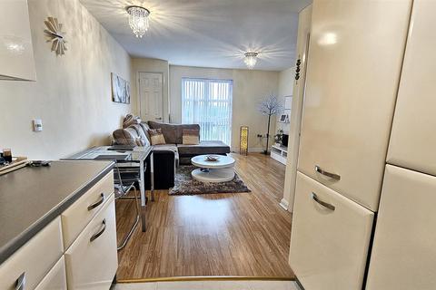 2 bedroom flat for sale, Fosse Close, Braunstone Town