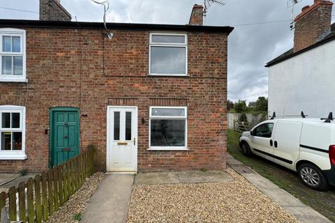 2 bedroom house to rent, Kemp Street, Crowland PE6