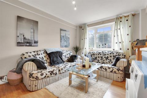 1 bedroom flat for sale, Ashford Road, London NW2