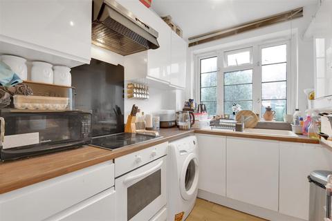 1 bedroom flat for sale, Ashford Road, London NW2