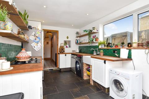 1 George Street, Shoeburyness, Southend-on-sea, SS3 9AB