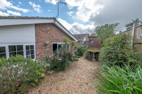 3 bedroom detached bungalow for sale, Whitehead Crescent, Wootton Bridge, Ryde