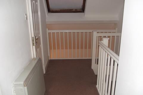 1 bedroom house to rent, The Maltings, Clifton Road