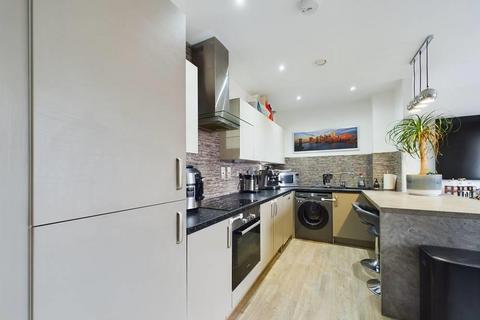 2 bedroom apartment for sale, Royal Anglian Way, Dagenham