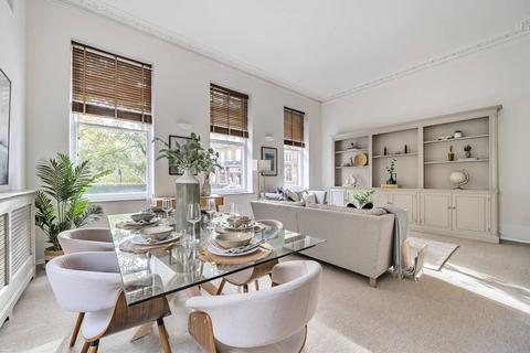 2 bedroom flat for sale, Nevern Square, Earls Court, London, SW5