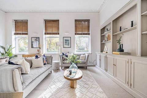 2 bedroom flat for sale, Nevern Square, Earls Court, London, SW5