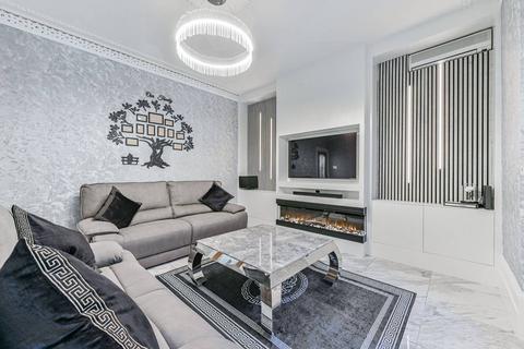 32 Woolstone Road, London, SE23 2SG