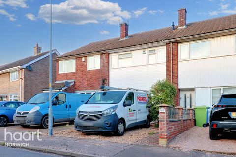 3 bedroom terraced house for sale, Colls Road, Norwich