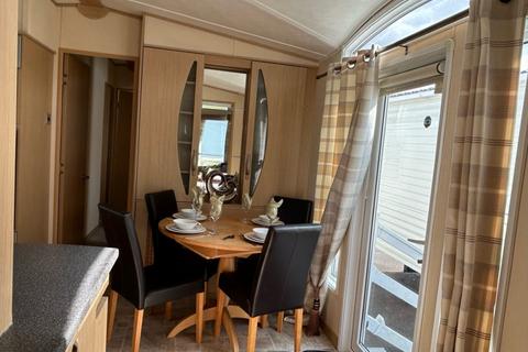 2 bedroom static caravan for sale, Sand le Mere Holiday Park