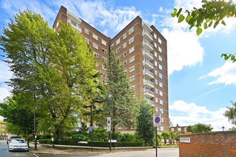 2 bedroom flat to rent, Buttermere Court, London NW8