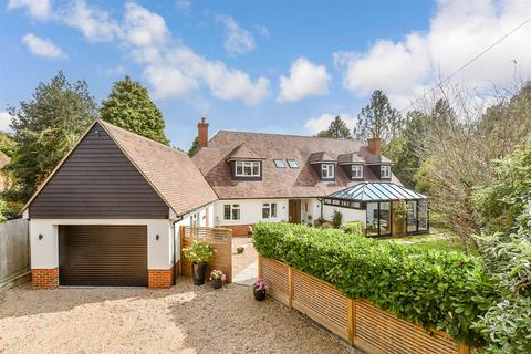 4 bedroom detached house for sale, Cherry Drive, Canterbury, Kent