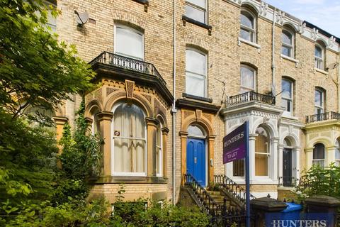 1 bedroom flat for sale, Grosvenor Crescent, Scarborough