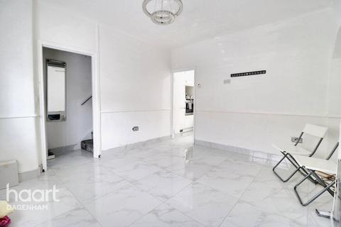 undefined, Coombes Road, Dagenham
