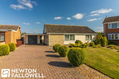 2 bedroom bungalow for sale, St Stephens Road, Retford DN22