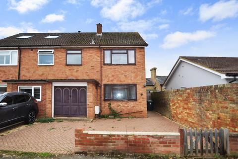 4 bedroom semi-detached house for sale, New Street, Shefford