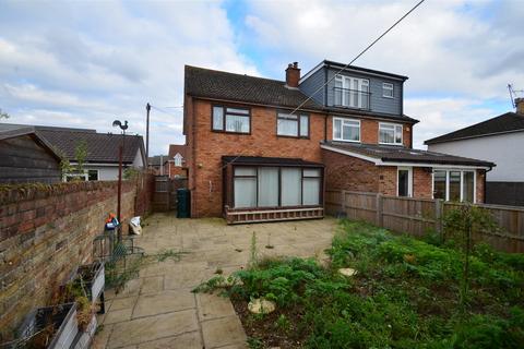 4 bedroom semi-detached house for sale, New Street, Shefford