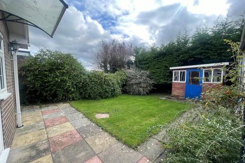 3 bedroom semi-detached house for sale, Evendene Road, Evesham