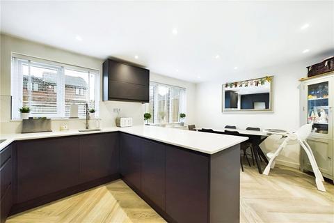 9 Bainbridge Road, Calcot, Reading, RG31 7BE