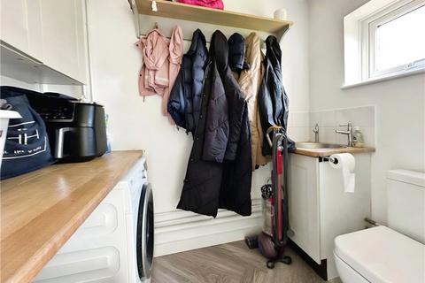 9 Bainbridge Road, Calcot, Reading, RG31 7BE