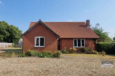 3 bedroom detached bungalow for sale, Long Street, Great Ellingham, Attleborough, Norfolk, NR17 1LN