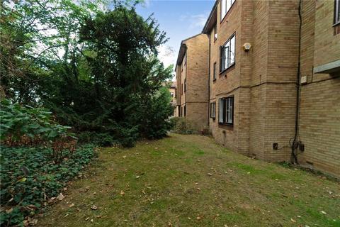 8 Ludford Close, Croydon, CR0 4BY