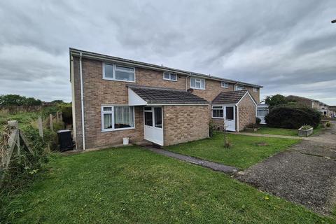 32 Henley View, Crewkerne, TA18 8JD