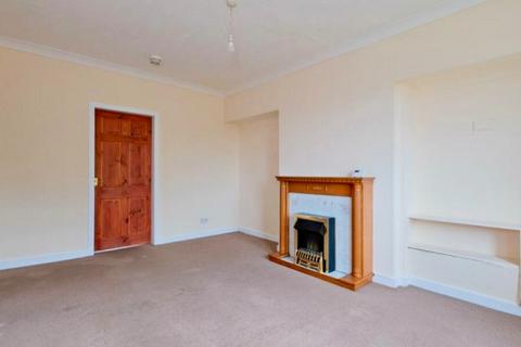 3 bedroom terraced house to rent, King Street, Hamilton ML3