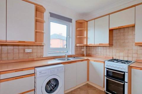 3 bedroom terraced house to rent, King Street, Hamilton ML3