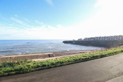 2 bedroom ground floor flat to rent, Windsor Crescent, Whitley Bay