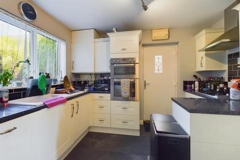 4 bedroom detached house for sale, Anncroft Road, Buxton