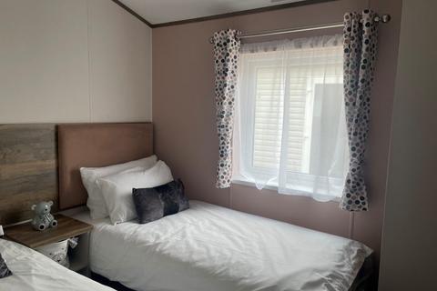 2 bedroom lodge for sale, Silver Sands Holiday Park