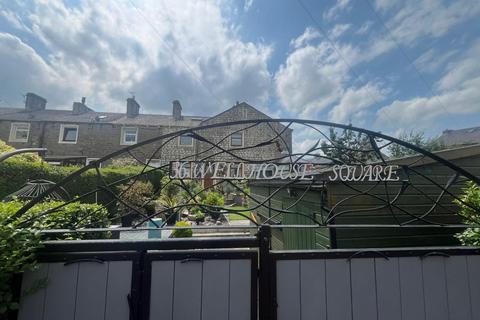undefined, Wellhouse Square, Barnoldswick, Lancashire, BB18