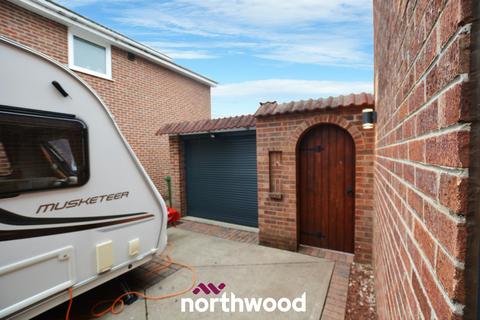 4 bedroom detached house for sale, Hook Road, Goole, Goole, DN14