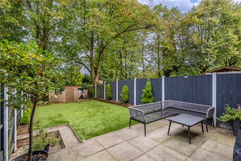 30 Broadleaf Gardens, Wolverhampton, WV3 7BU
