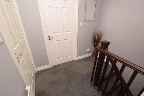5 Limber Court, Grimsby, DN34 4EL