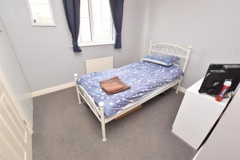 5 Limber Court, Grimsby, DN34 4EL