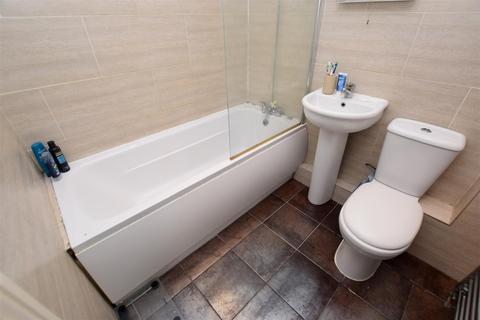 5 Limber Court, Grimsby, DN34 4EL