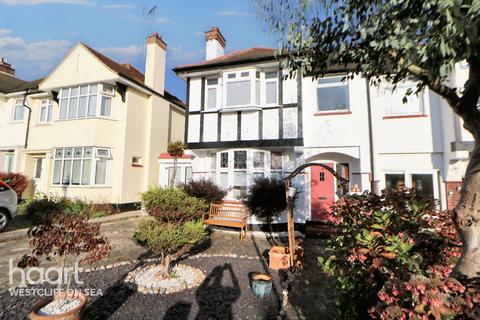 3 bedroom semi-detached house for sale, Rutland Avenue, Southend-on-Sea